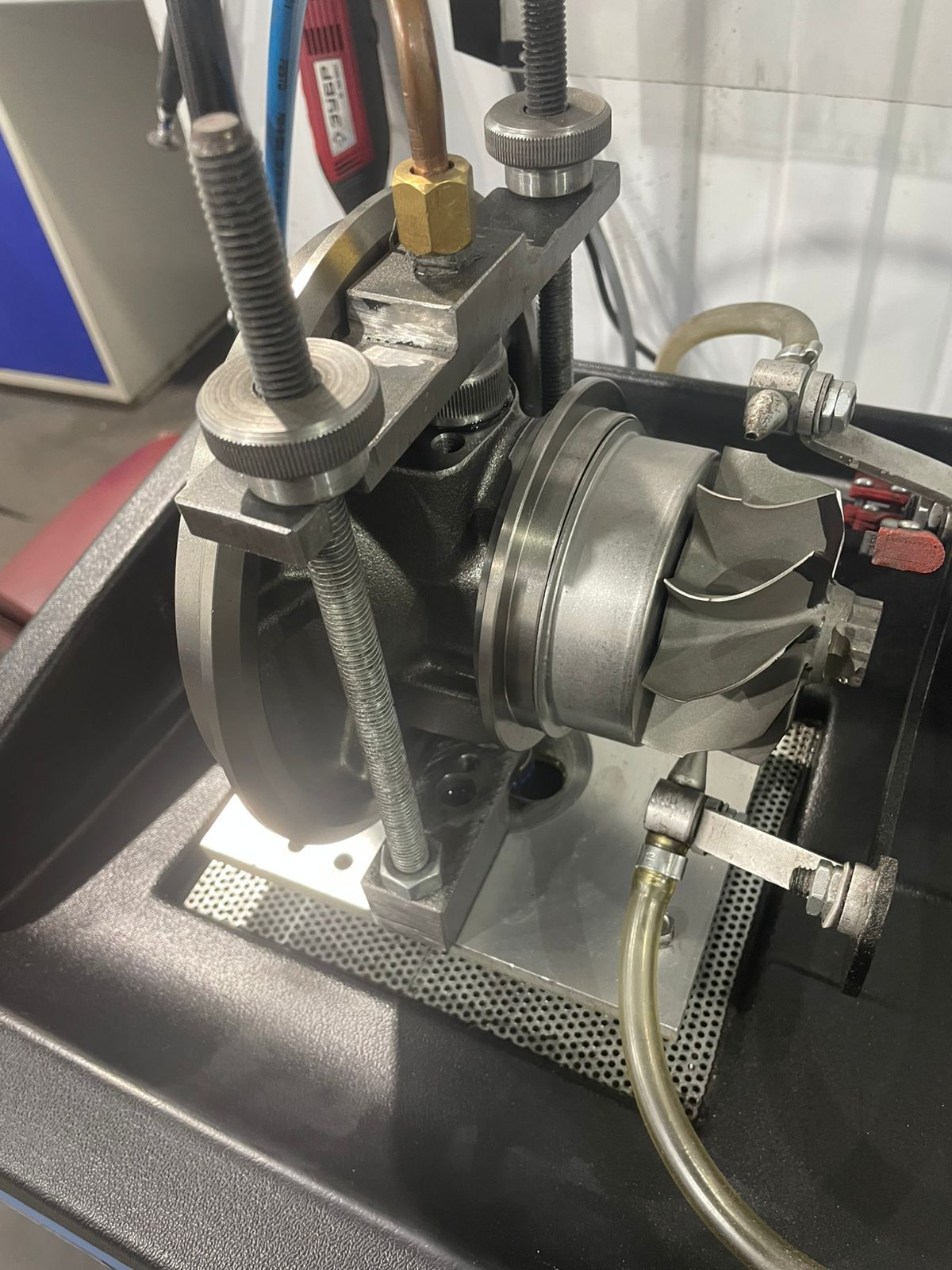 Ремонт турбины ДАФ 105 (daf-105) в Воронеже